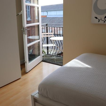 Scandinavian City Centre Apartment Worcester Exterior foto
